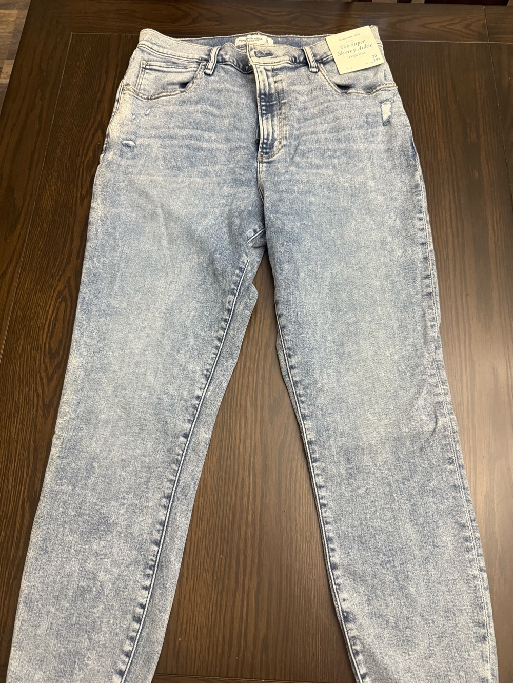 Abercrombie & Fitch Super Skinny Jeans